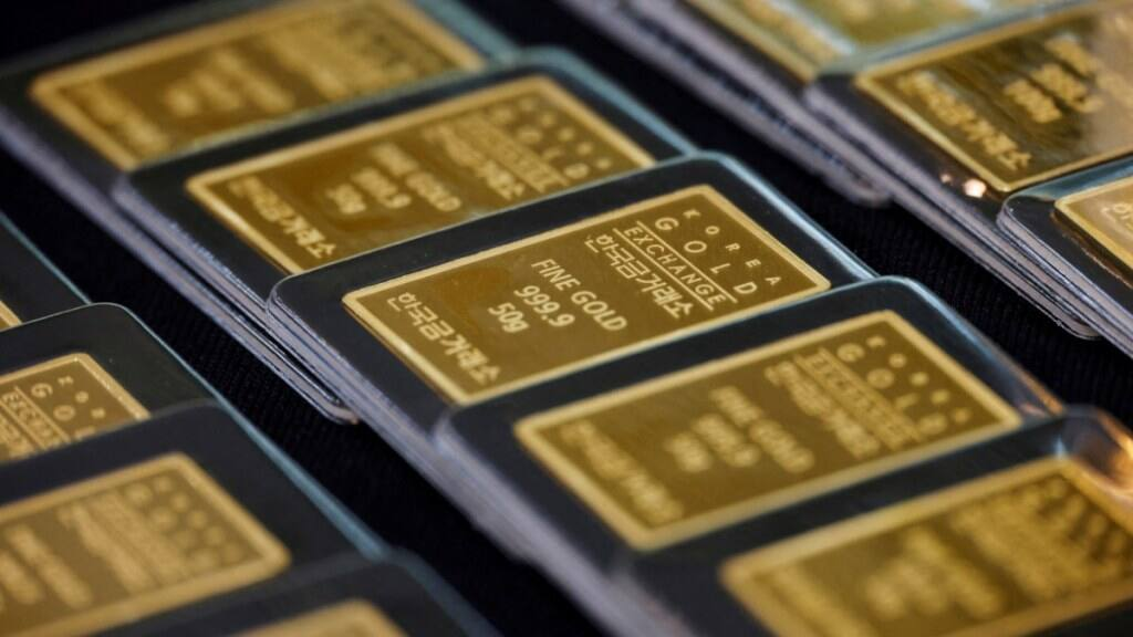 Gold shows resilience as US Fed